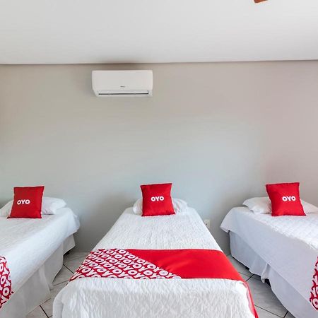 Oyo Portal Torres Hotel Пасо ди Торес Екстериор снимка